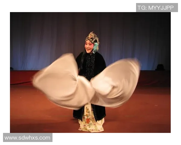 实时新闻深度对话杨秀英如何在足球人生中追逐梦想与挑战